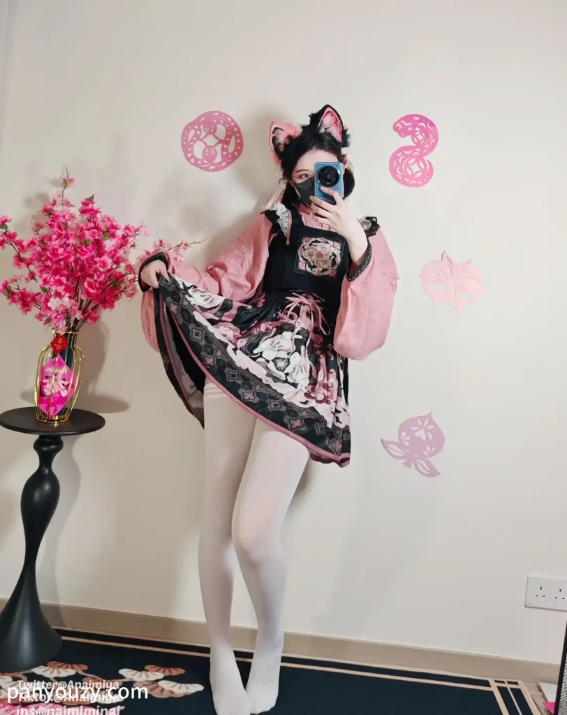 Naimi奶咪 Fansly 202502 春在枝头桃花已盛-萝莉的士